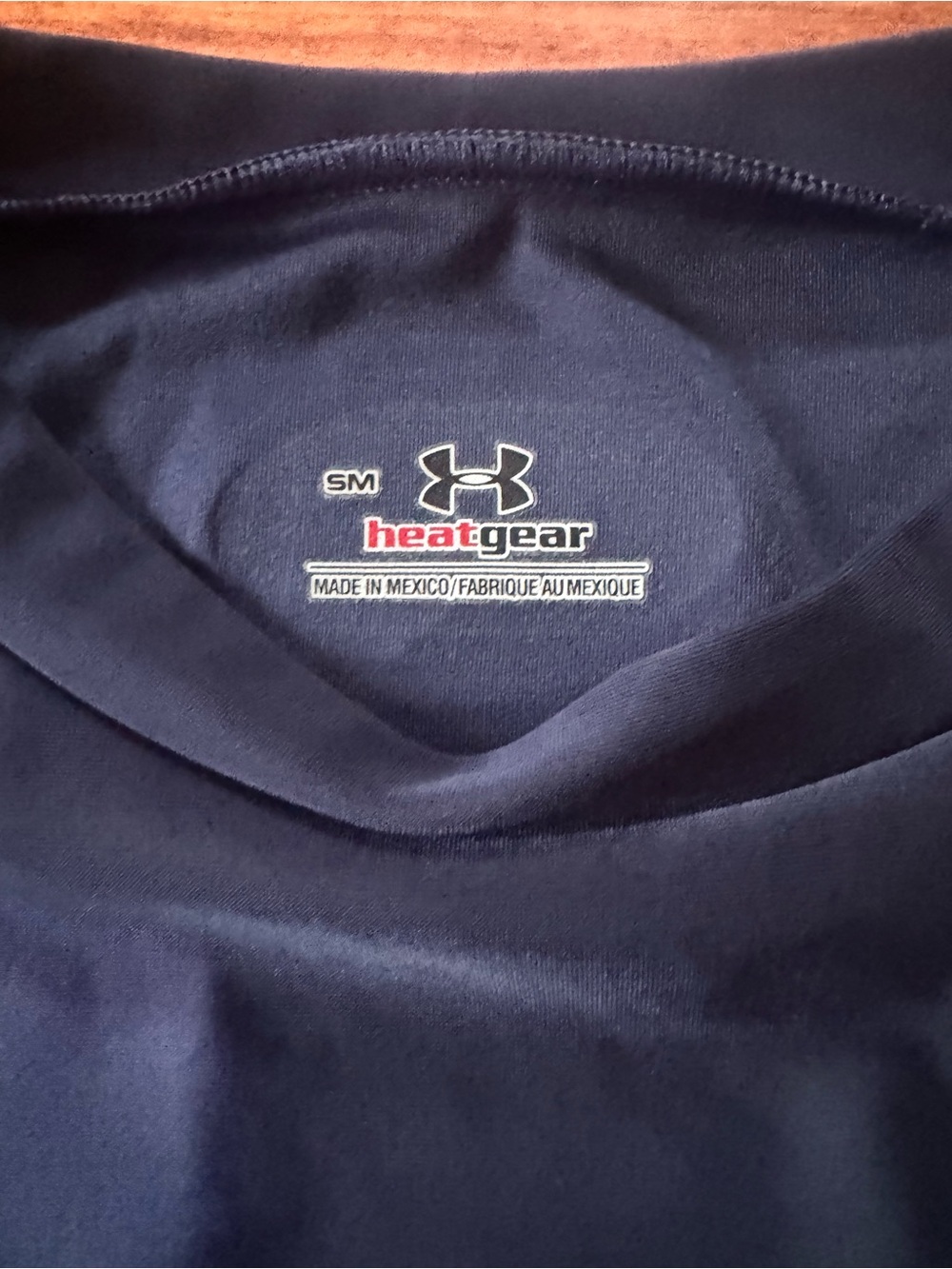 Under Armour HeatGear Men’s Navy Performance Shirt small
